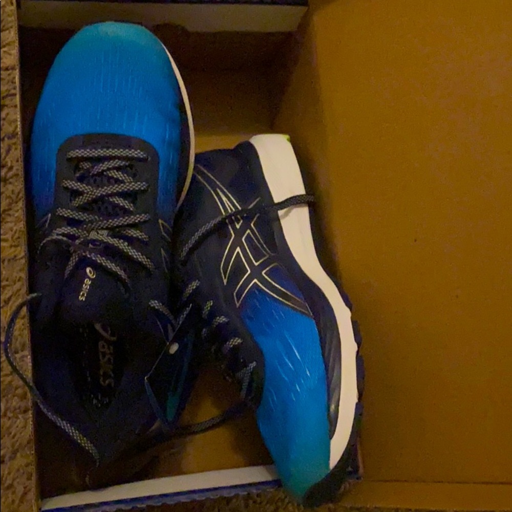 ASICS women athletic running/training shoes